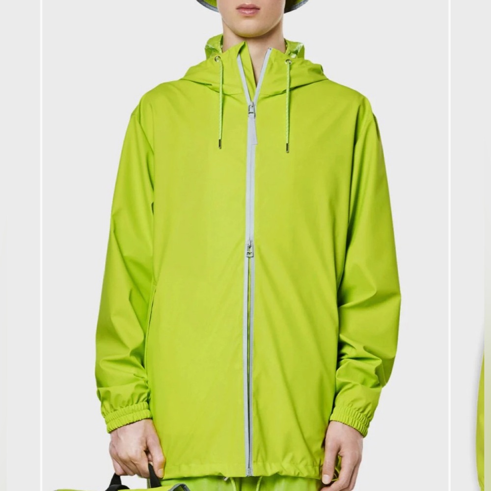 NWT RAINS UNISEX WATERPROOF STORM BREAKER JACKET (REFLECTIVE DIGITAL LIME) Large